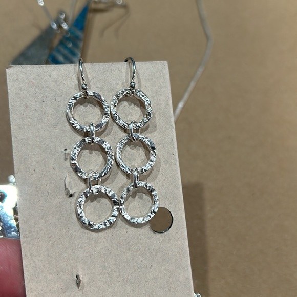 Jewelry bundle - Picture 15 of 16